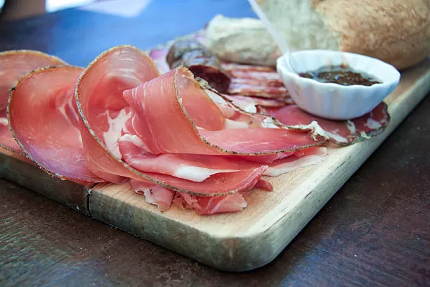 Restaurant avec spécialités Corse à Alès, Alès, Micca Nome